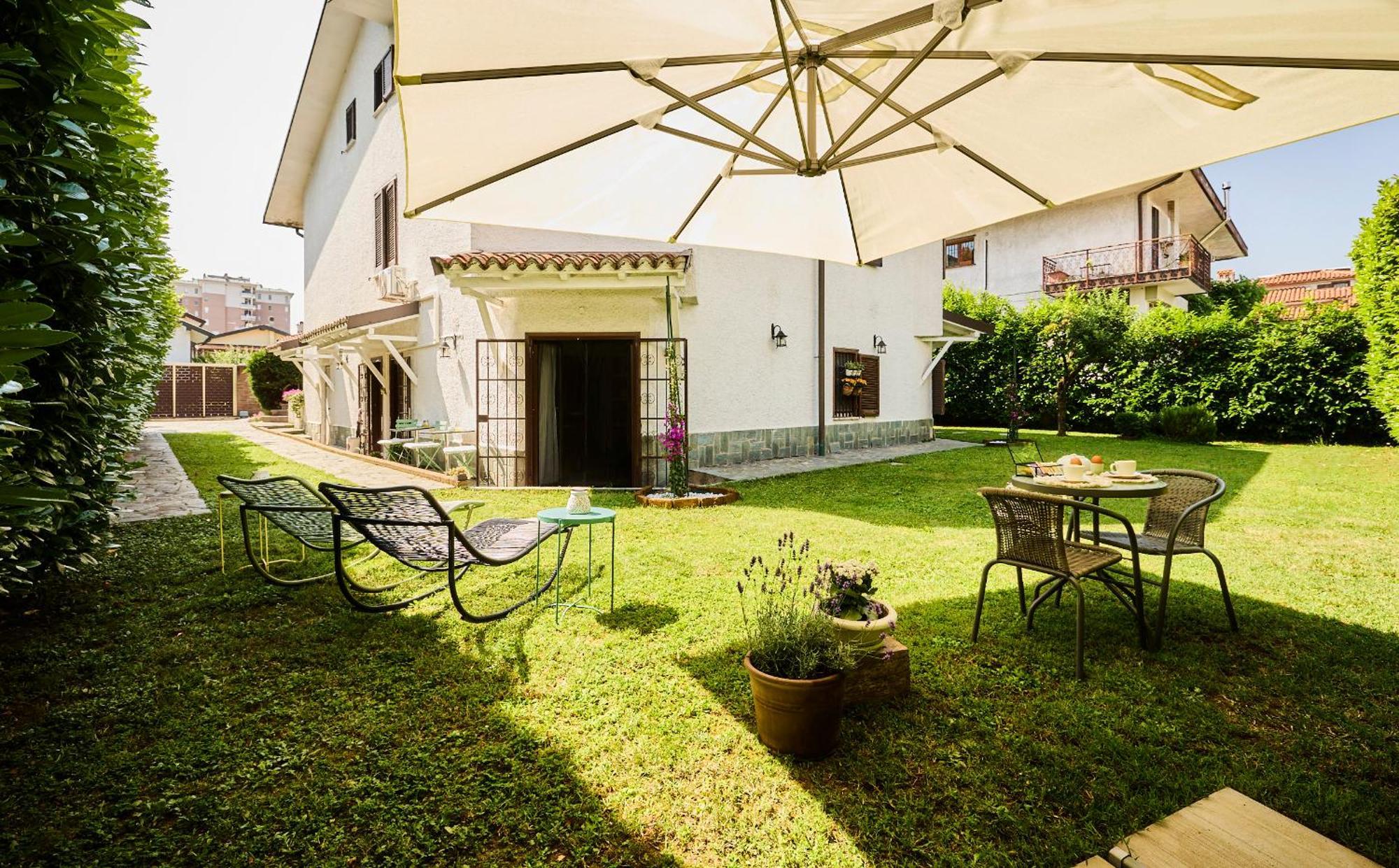 The Peaceful Apartament Close To Milan Трецано сул Навильо Екстериор снимка